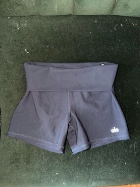 ALO Yoga High-Rise Black Shorts